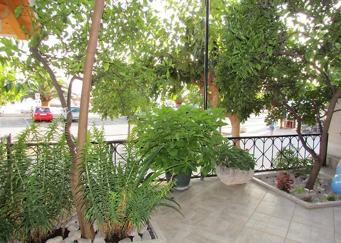 Penzion Casa Rosada Podgora (Split-Dalmatia)