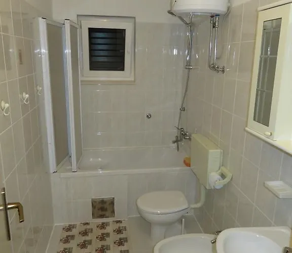 Casa Rosada Penzion Podgora (Split-Dalmatia)