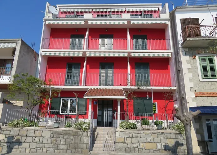 Casa Rosada Vendégház Podgora